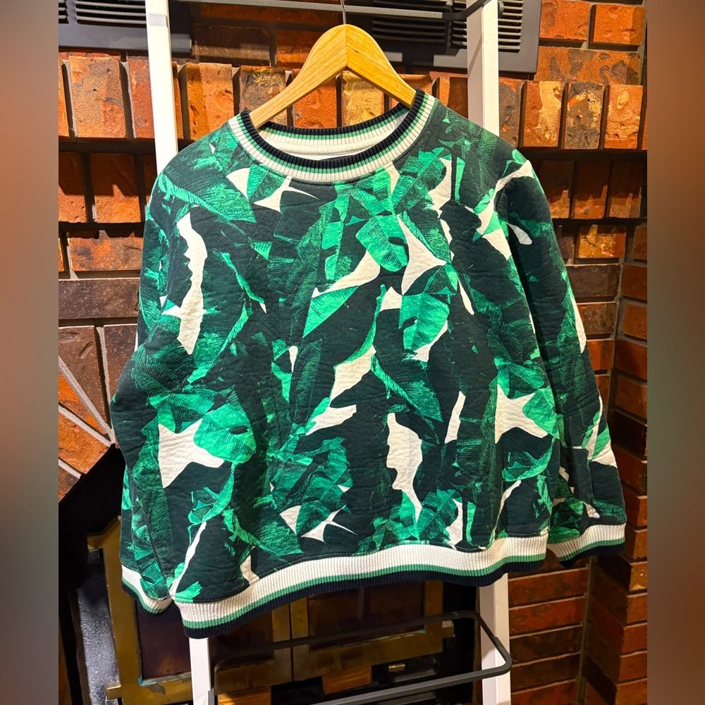 Unique scuba material crew neck